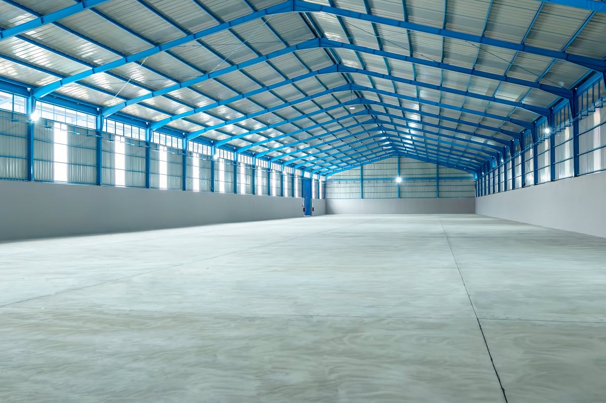 Warehouse and distribution center with polished concrete epoxy floor